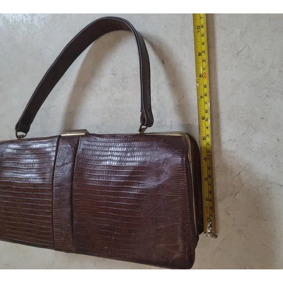 VTG. 50's Escort Genuine Reptile rectangular frame bag single handle snap close - Picture 12 of 12